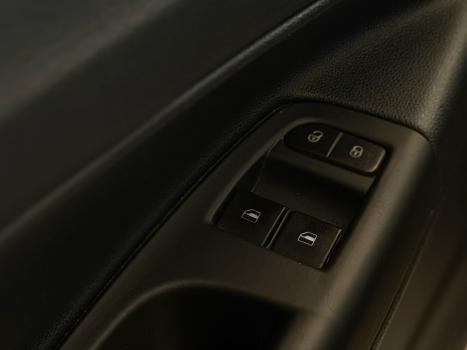VOLKSWAGEN Saveiro 1.6 16V FLEX MSI ROBUST CABINE SIMPLES, Foto 9
