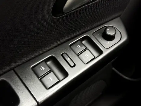 VOLKSWAGEN Space Cross 1.6 4P FLEX, Foto 11