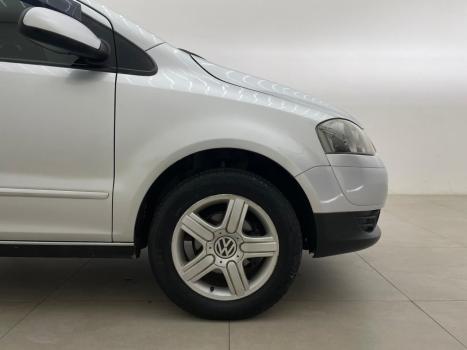 VOLKSWAGEN Space Fox 1.6 4P FLEX SPORTLINE, Foto 6