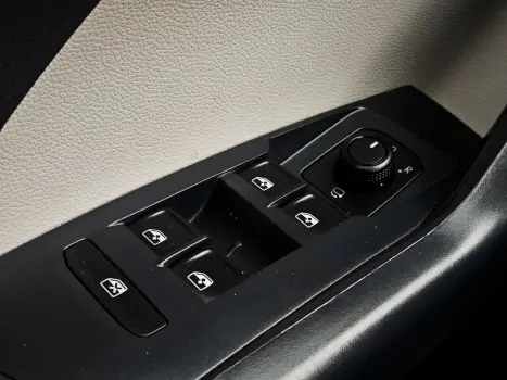 VOLKSWAGEN T-Cross 1.4 4P 250 TSI FLEX HIGHLINE AUTOMÁTICO, Foto 12 VOLKSWAGEN T-Cross 1.4 4P 250 TSI FLEX HIGHLINE AUTOMÁTICO, Foto 12