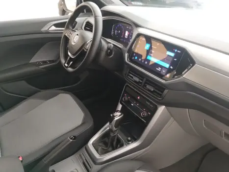 VOLKSWAGEN T-Cross 1.0 4P 200 TSI FLEX COMFORTLINE AUTOMTICO, Foto 16