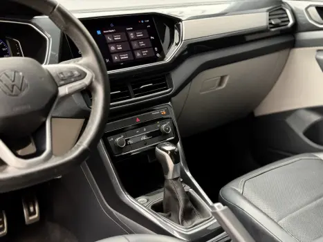 VOLKSWAGEN T-Cross 1.4 4P 250 TSI FLEX HIGHLINE AUTOM�TICO, Foto 5