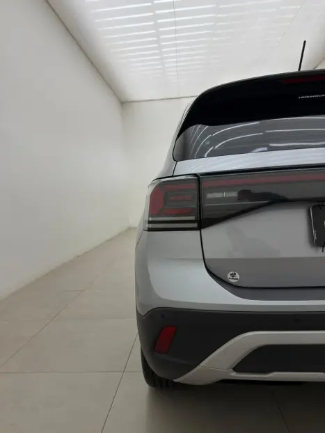 VOLKSWAGEN T-Cross 1.0 4P 200 TSI FLEX COMFORTLINE AUTOM�TICO, Foto 6