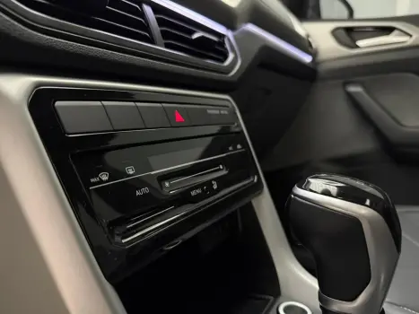 VOLKSWAGEN T-Cross 1.0 4P 200 TSI FLEX COMFORTLINE AUTOM�TICO, Foto 18