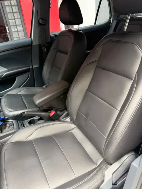 VOLKSWAGEN T-Cross 1.0 4P 200 TSI FLEX AUTOM�TICO, Foto 6