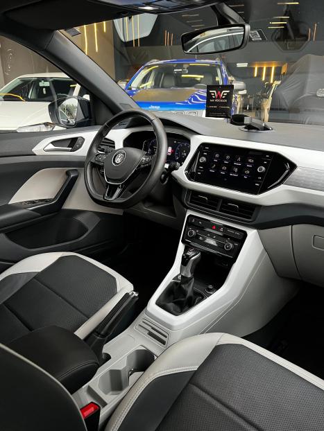 VOLKSWAGEN T-Cross 1.4 4P 250 TSI FLEX HIGHLINE AUTOM�TICO, Foto 18