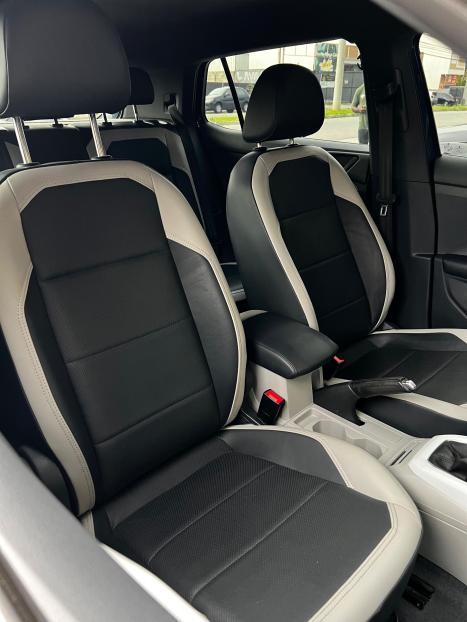 VOLKSWAGEN T-Cross 1.4 4P 250 TSI FLEX HIGHLINE AUTOM�TICO, Foto 20