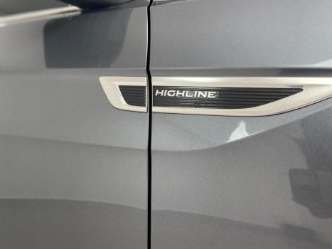 VOLKSWAGEN T-Cross 1.4 4P 250 TSI FLEX HIGHLINE AUTOM�TICO, Foto 15