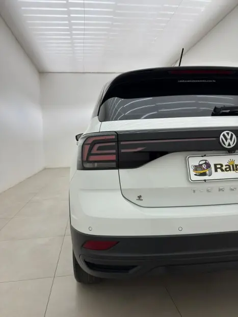 VOLKSWAGEN T-Cross 1.0 4P 200 TSI FLEX COMFORTLINE AUTOM�TICO, Foto 9