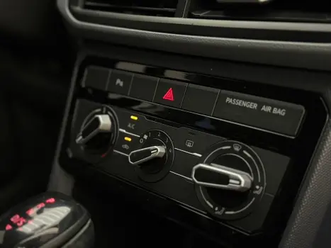 VOLKSWAGEN T-Cross 1.0 4P 200 TSI FLEX COMFORTLINE AUTOM�TICO, Foto 22