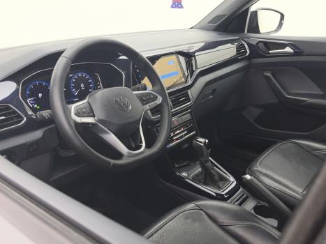 VOLKSWAGEN T-Cross 1.0 4P 200 TSI FLEX COMFORTLINE AUTOM�TICO, Foto 19