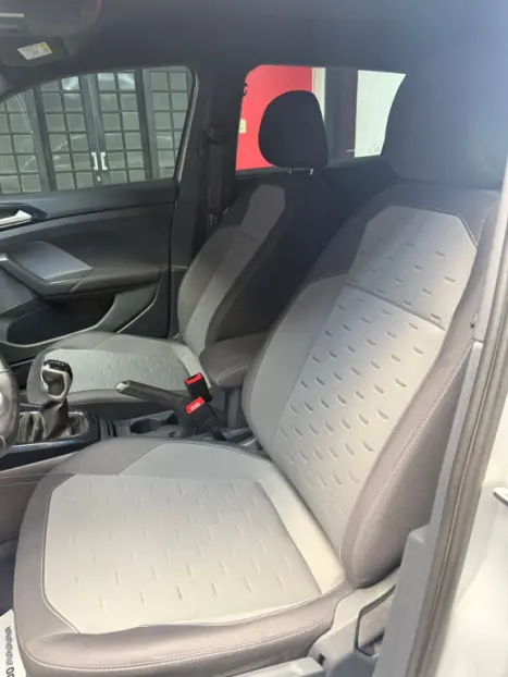 VOLKSWAGEN T-Cross 1.0 4P 200 TSI FLEX COMFORTLINE AUTOM�TICO, Foto 14