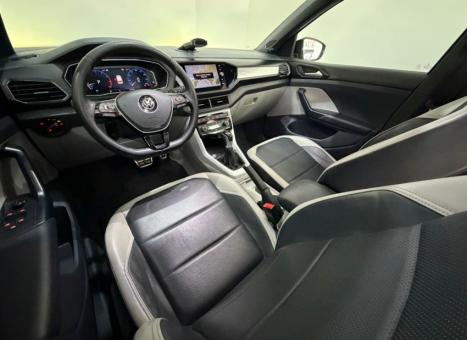 VOLKSWAGEN T-Cross 1.4 4P 250 TSI FLEX HIGHLINE AUTOM�TICO, Foto 9
