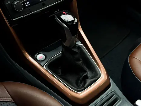 VOLKSWAGEN T-Cross 1.0 4P 200 TSI FLEX COMFORTLINE AUTOM�TICO, Foto 13