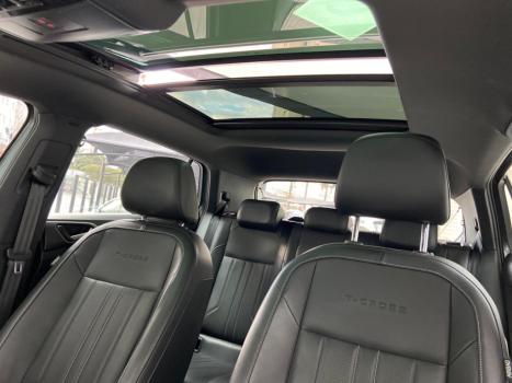 VOLKSWAGEN T-Cross 1.4 4P 250 TSI FLEX HIGHLINE AUTOM�TICO, Foto 13