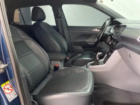 VOLKSWAGEN T-Cross 1.0 4P 200 TSI FLEX COMFORTLINE AUTOM�TICO, Foto 10