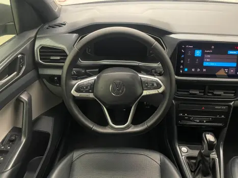 VOLKSWAGEN T-Cross 1.4 4P 250 TSI FLEX HIGHLINE AUTOM�TICO, Foto 13