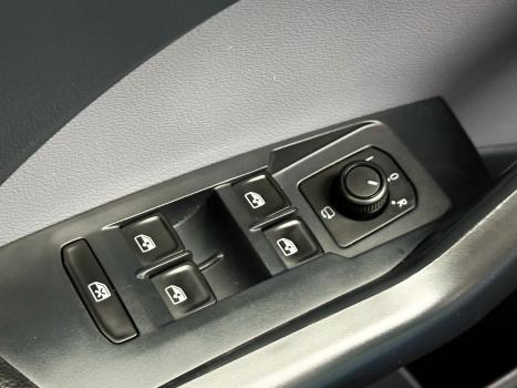 VOLKSWAGEN T-Cross 1.0 4P 200 TSI FLEX, Foto 11