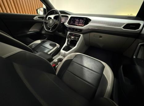 VOLKSWAGEN T-Cross 1.4 4P 250 TSI FLEX HIGHLINE AUTOM�TICO, Foto 4