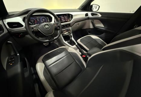 VOLKSWAGEN T-Cross 1.4 4P 250 TSI FLEX HIGHLINE AUTOM�TICO, Foto 10