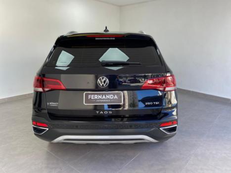 VOLKSWAGEN Taos 1.4 16V 4P FLEX 250 TSI HIGHLINE AUTOM�TICO, Foto 4
