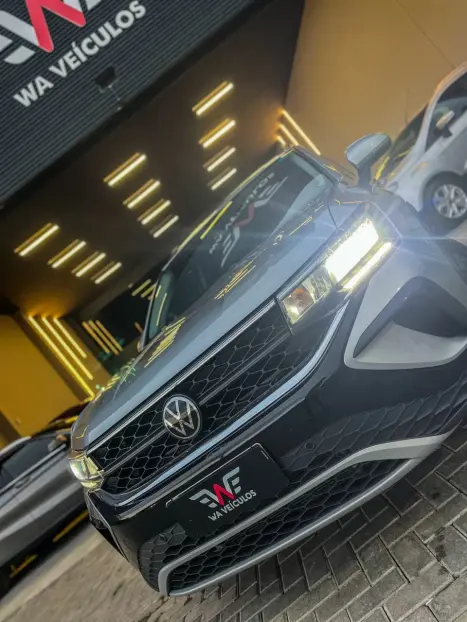 VOLKSWAGEN Taos 1.4 16V 4P FLEX 250 TSI COMFORTLINE AUTOM�TICO, Foto 16