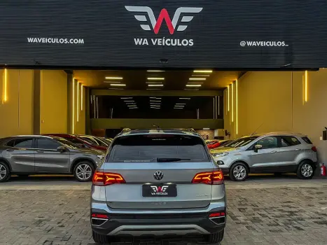 VOLKSWAGEN Taos 1.4 16V 4P FLEX 250 TSI COMFORTLINE AUTOM�TICO, Foto 19