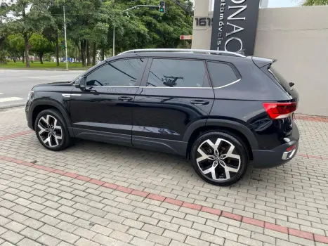 VOLKSWAGEN Taos 1.4 16V 4P FLEX 250 TSI HIGHLINE AUTOM�TICO, Foto 4