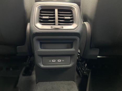 VOLKSWAGEN Taos 1.4 16V 4P FLEX 250 TSI HIGHLINE AUTOM�TICO, Foto 13