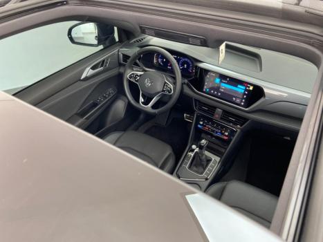 VOLKSWAGEN Taos 1.4 16V 4P FLEX 250 TSI HIGHLINE AUTOM�TICO, Foto 15