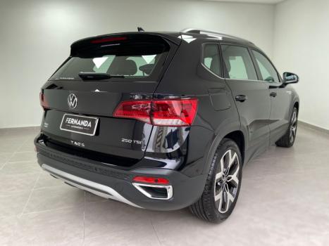 VOLKSWAGEN Taos 1.4 16V 4P FLEX 250 TSI HIGHLINE AUTOM�TICO, Foto 3