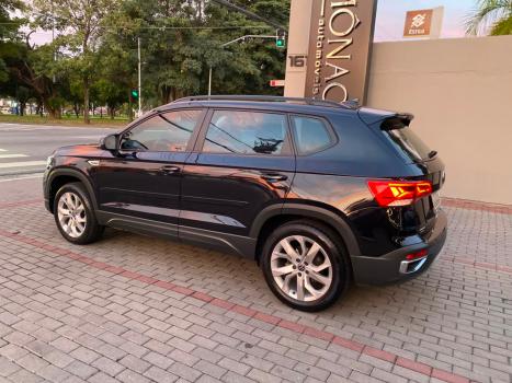 VOLKSWAGEN Taos 1.4 16V 4P FLEX 250 TSI COMFORTLINE AUTOM�TICO, Foto 4