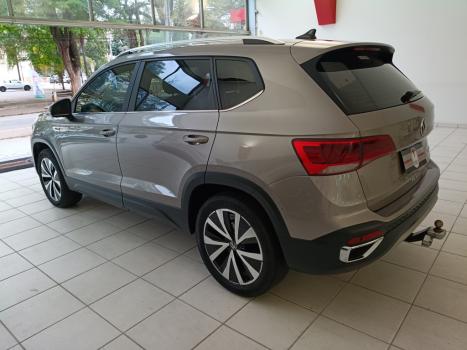 VOLKSWAGEN Taos 1.4 16V 4P FLEX 250 TSI HIGHLINE AUTOM�TICO, Foto 10