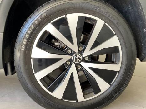 VOLKSWAGEN Taos 1.4 16V 4P FLEX 250 TSI HIGHLINE AUTOMÁTICO, Foto 19