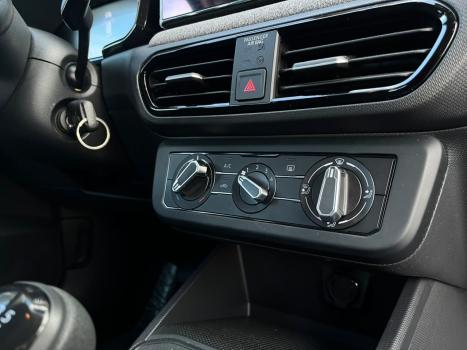 VOLKSWAGEN Tera 1.0 12V 4P 170 TSI, Foto 9