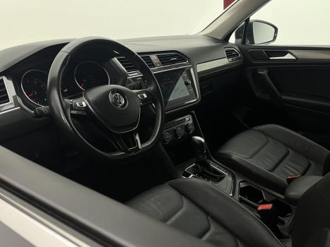 VOLKSWAGEN Tiguan 1.4 250 TSI TOTAL FLEX ALLSPACE TURBO AUTOMTICO TIPTRONIC, Foto 12