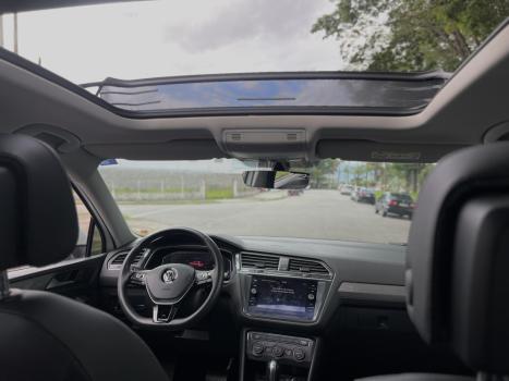 VOLKSWAGEN Tiguan 1.4 250 TSI TOTAL FLEX ALLSPACE COMFORTLINE TURBO AUTOMTICO TIPTRONIC, Foto 3