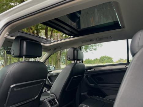 VOLKSWAGEN Tiguan 1.4 250 TSI TOTAL FLEX ALLSPACE COMFORTLINE TURBO AUTOMTICO TIPTRONIC, Foto 6