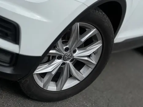 VOLKSWAGEN Tiguan 1.4 250 TSI TOTAL FLEX ALLSPACE COMFORTLINE TURBO AUTOMTICO TIPTRONIC, Foto 8