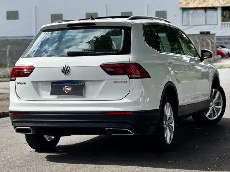 VOLKSWAGEN Tiguan 1.4 250 TSI TOTAL FLEX ALLSPACE COMFORTLINE TURBO AUTOMTICO TIPTRONIC, Foto 18