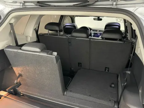 VOLKSWAGEN Tiguan 1.4 250 TSI TOTAL FLEX ALLSPACE COMFORTLINE TURBO AUTOM�TICO TIPTRONIC, Foto 15