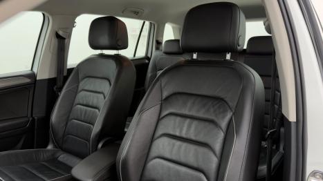 VOLKSWAGEN Tiguan 1.4 250 TSI TOTAL FLEX ALLSPACE COMFORTLINE TURBO AUTOMÁTICO TIPTRONIC, Foto 10
