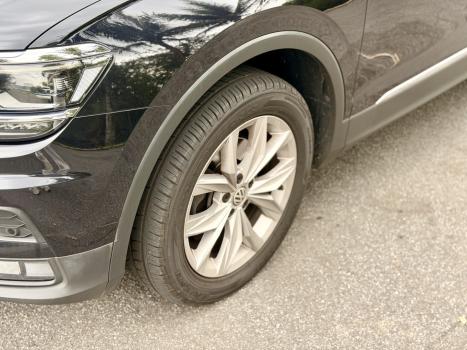 VOLKSWAGEN Tiguan 1.4 250 TSI TOTAL FLEX ALLSPACE TURBO AUTOMÁTICO TIPTRONIC, Foto 5