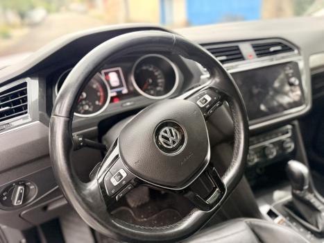 VOLKSWAGEN Tiguan 1.4 250 TSI TOTAL FLEX ALLSPACE TURBO AUTOMÁTICO TIPTRONIC, Foto 6