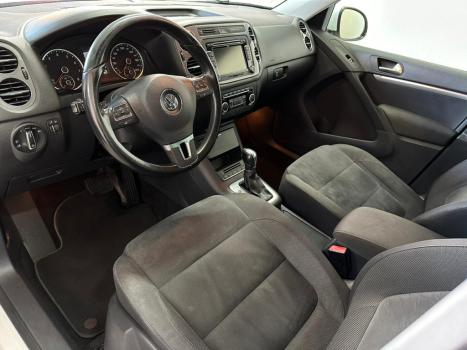 VOLKSWAGEN Tiguan 2.0 16V 4P TSI 4WD TURBO AUTOMÁTICO, Foto 5 VOLKSWAGEN Tiguan 2.0 16V 4P TSI 4WD TURBO AUTOMÁTICO, Foto 5