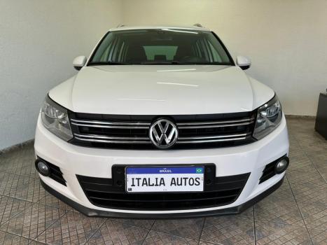 VOLKSWAGEN Tiguan 2.0 16V 4P TSI 4WD TURBO AUTOMÁTICO, Foto 4 VOLKSWAGEN Tiguan 2.0 16V 4P TSI 4WD TURBO AUTOMÁTICO, Foto 4