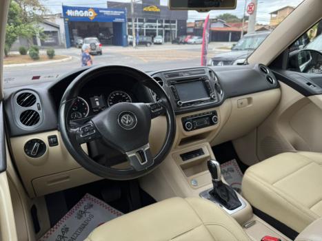 VOLKSWAGEN Tiguan 2.0 16V 4P TSI 4WD TURBO AUTOMTICO, Foto 2