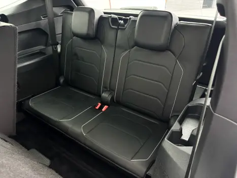 VOLKSWAGEN Tiguan 2.0 16V 4P TSI 350 TURBO R-LINE 4MOTION DSG AUTOM�TICO, Foto 20