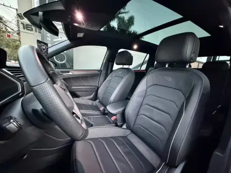 VOLKSWAGEN Tiguan 2.0 16V 4P TSI 350 TURBO R-LINE 4MOTION DSG AUTOMÁTICO, Foto 6