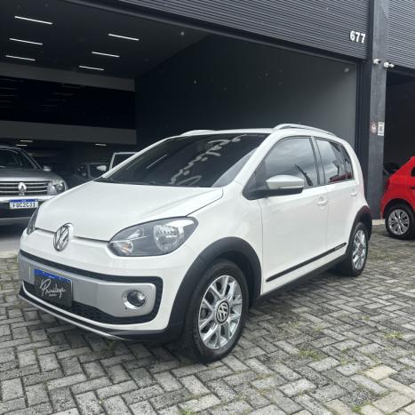 VOLKSWAGEN UP 1.0 12V 4P FLEX HIGH I-MOTION AUTOMATIZADO, Foto 4